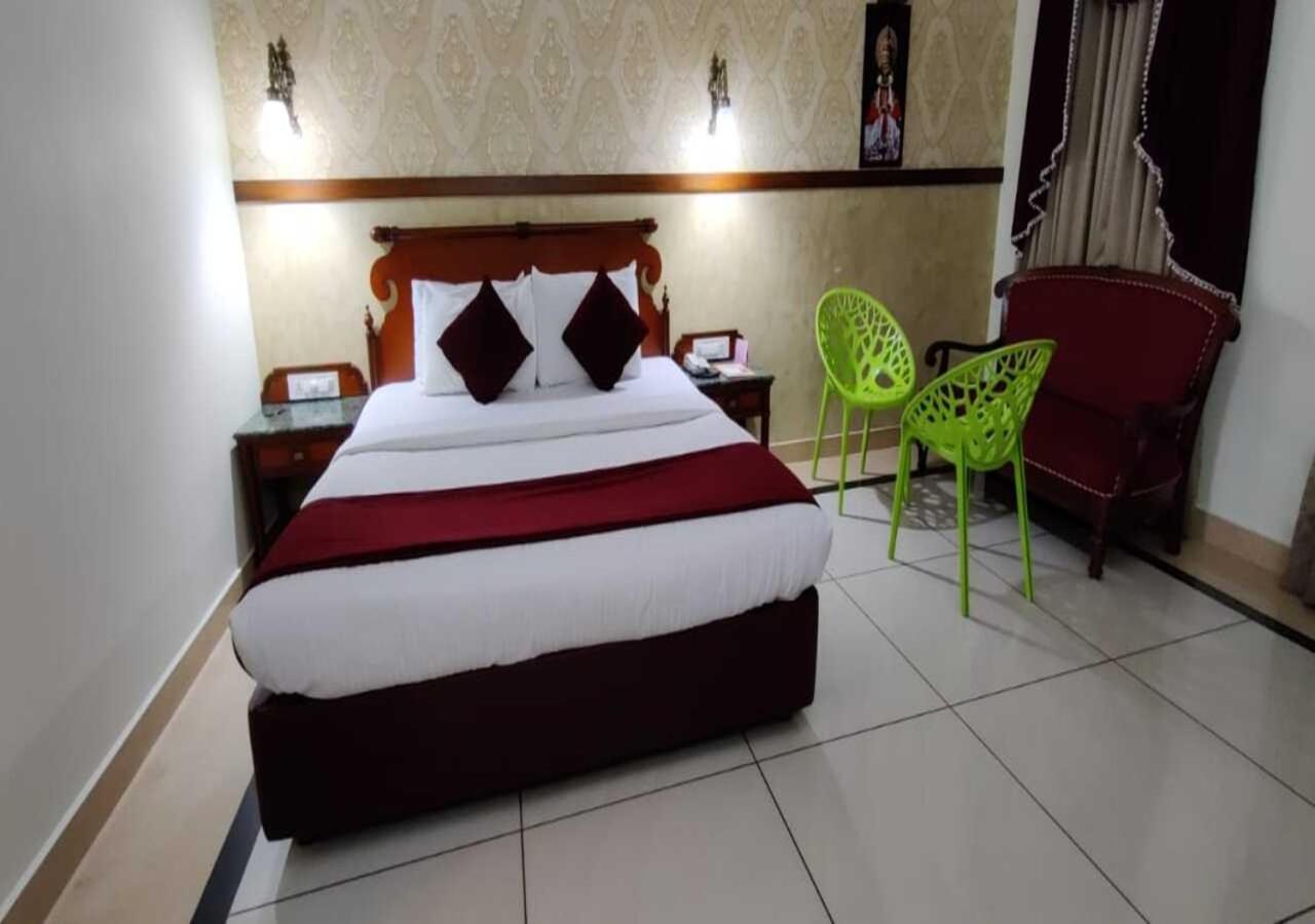 Tea County Hotell Munnar Eksteriør bilde