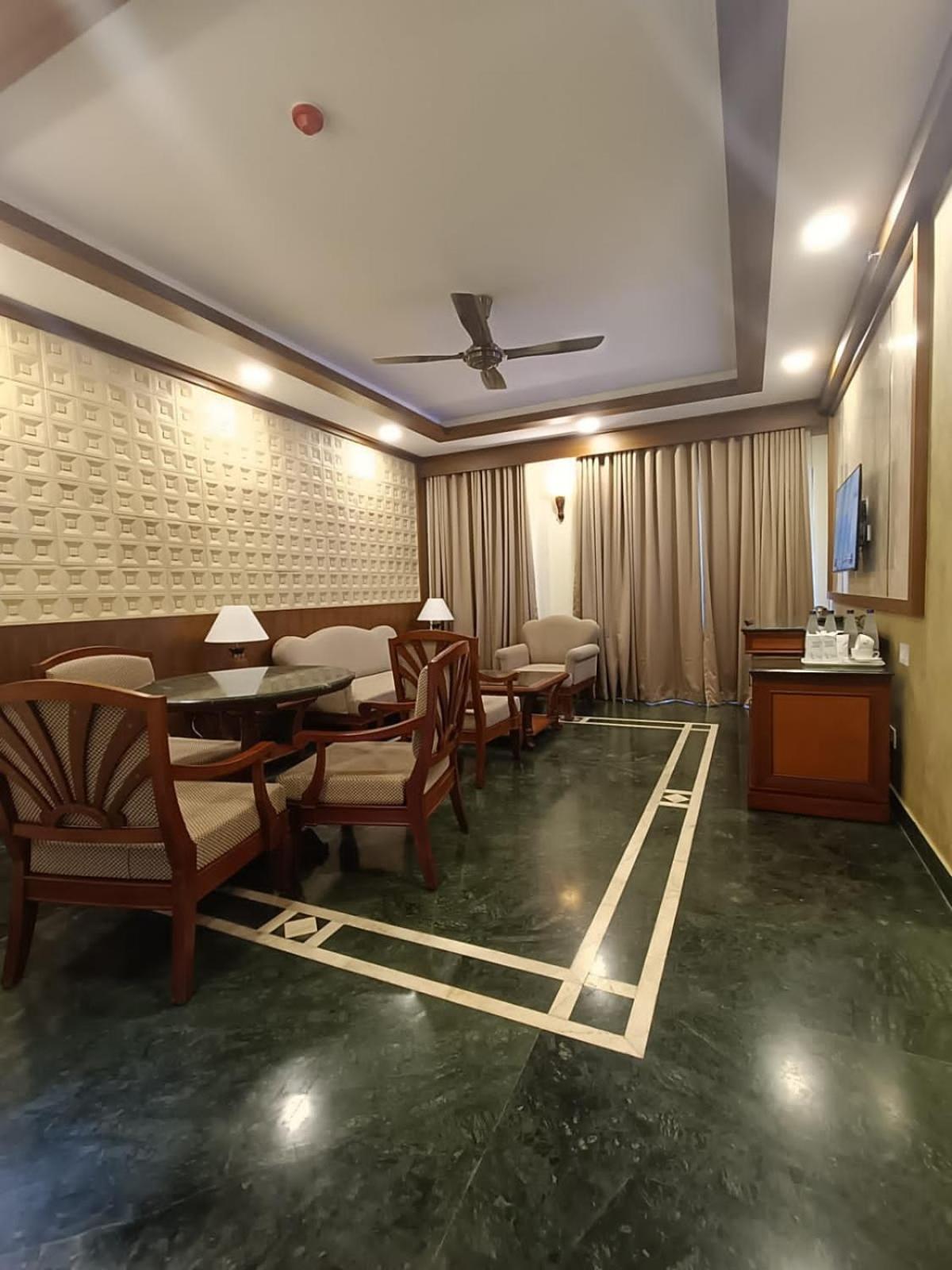 Tea County Hotell Munnar Eksteriør bilde